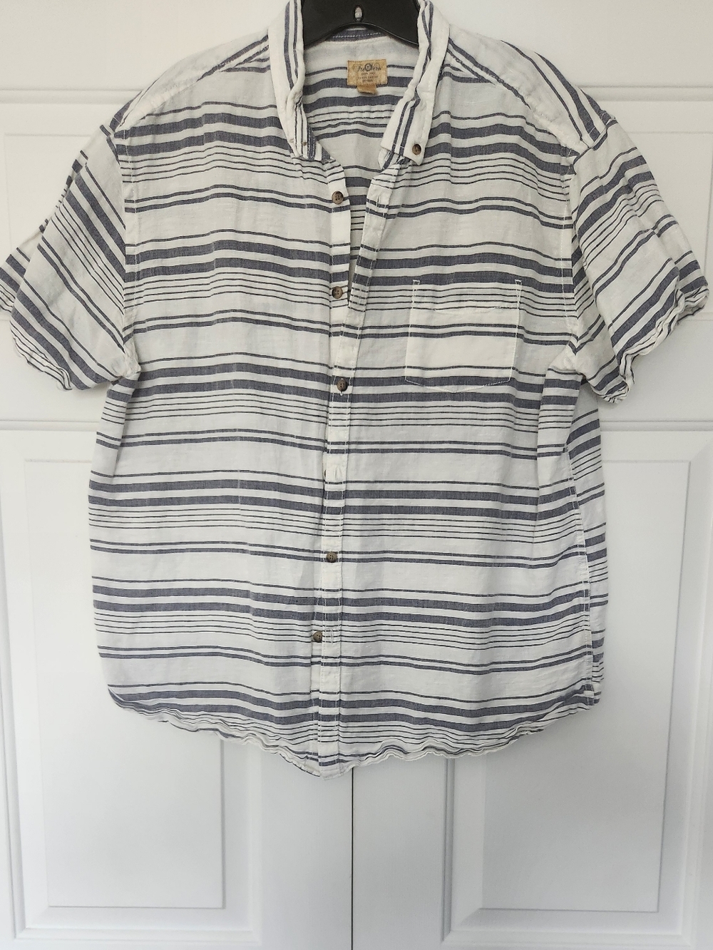 Men's Short-Sleeve Striped Button-Up Shirt - White & Navy